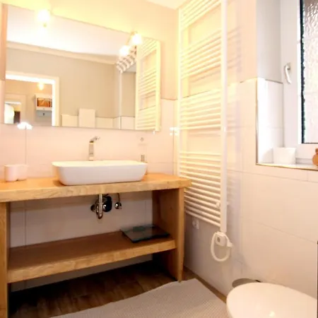 아파트 Lerchenweg 16_ Whg_ 2 비크아프포르